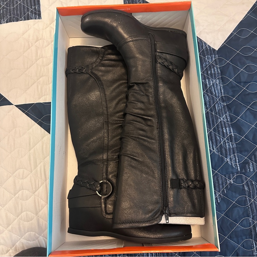 Baretraps Black Leather Knee-High Boots